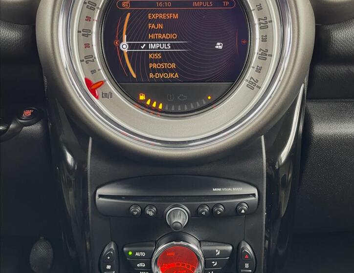 Mini Countryman 17
