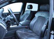 Audi Q7 13