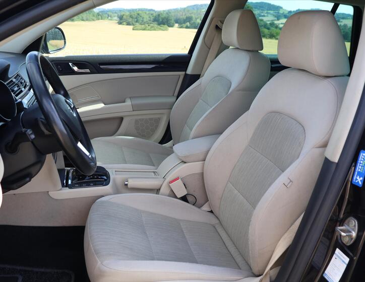 Škoda Superb 12
