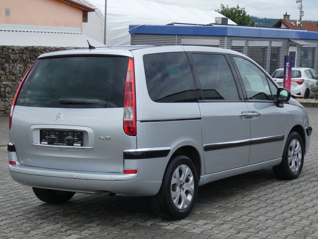 Citroën C8