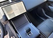 Land Rover Range Rover Velar 21