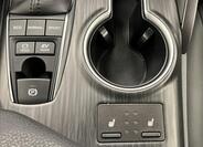 Toyota Camry 6