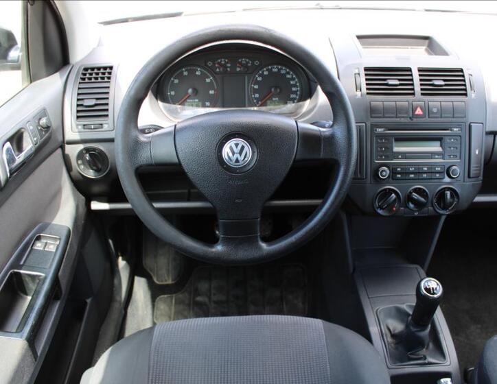 Volkswagen Polo 12