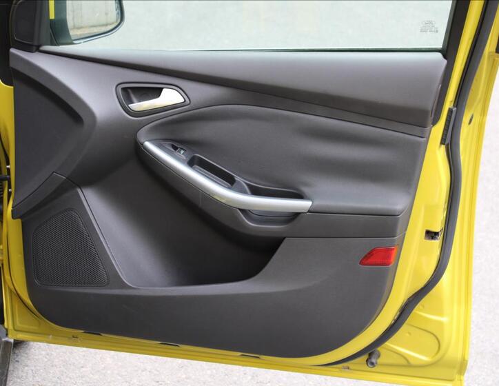 Ford Focus 24