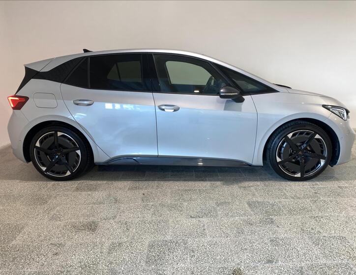 Cupra Born 19