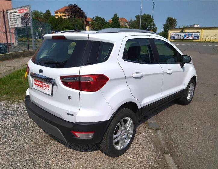 Ford EcoSport 5