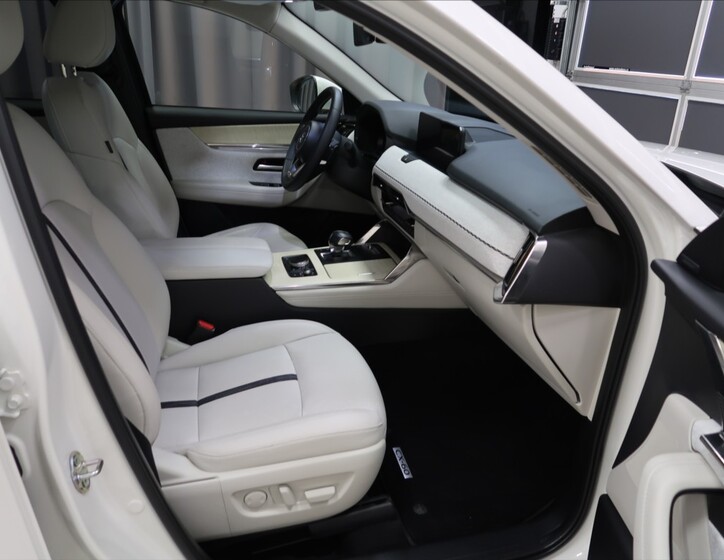 Mazda CX-60 11