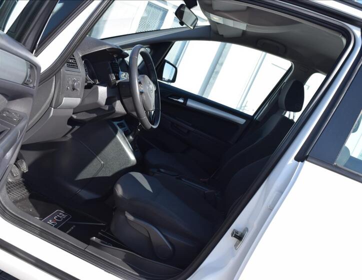 Opel Zafira 15