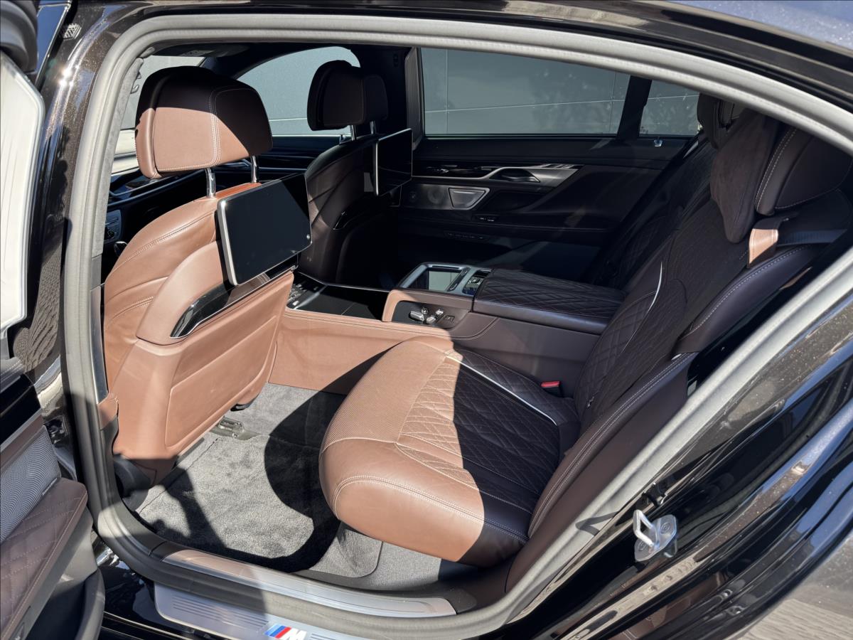 BMW Řada 7