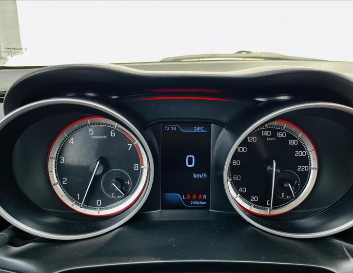 Suzuki Swift 15