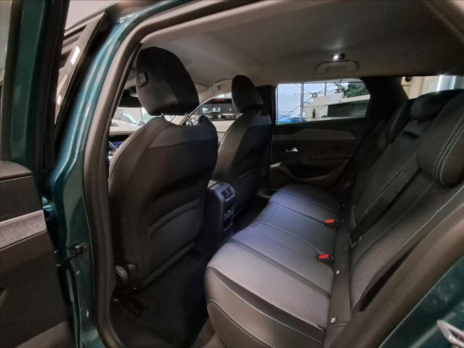 Peugeot 308 12