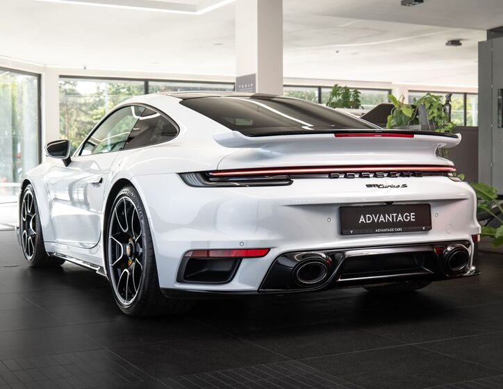 Porsche 911 4