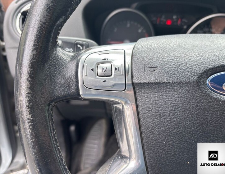 Ford Mondeo 24