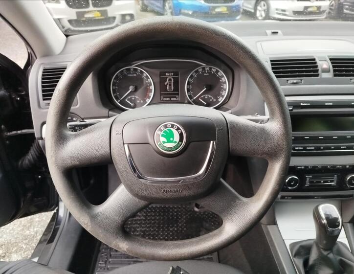 Škoda Octavia 11