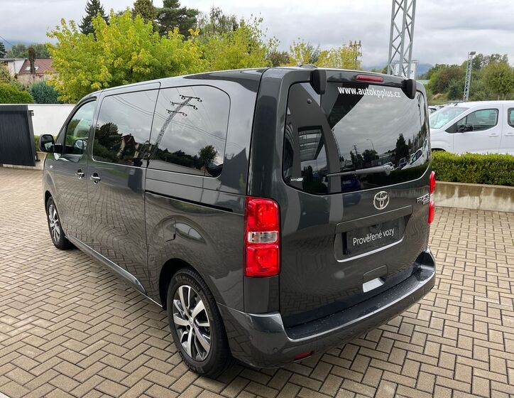 Toyota ProAce Verso 4
