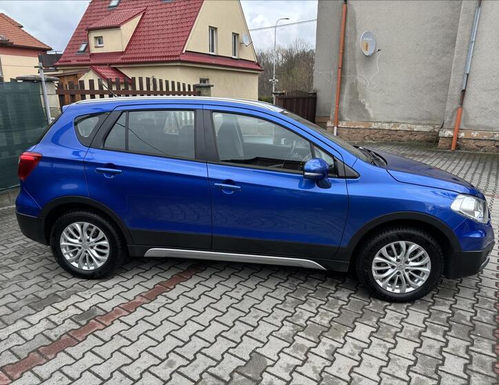 Suzuki SX4 S-Cross 2