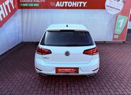 Volkswagen Golf 8