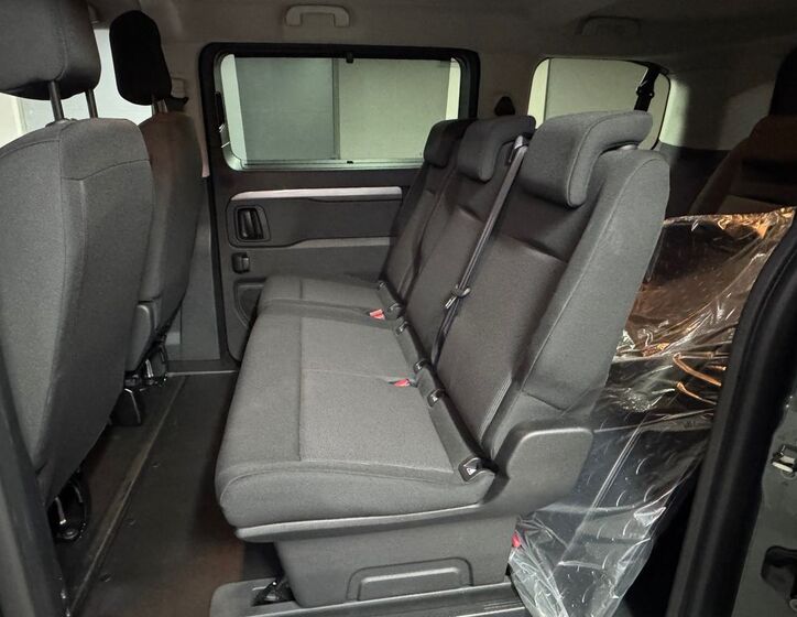 Toyota ProAce Verso 10