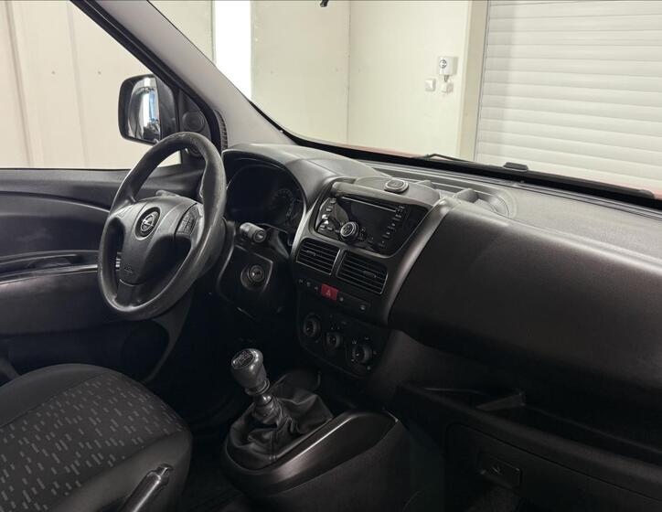 Opel Combo 7