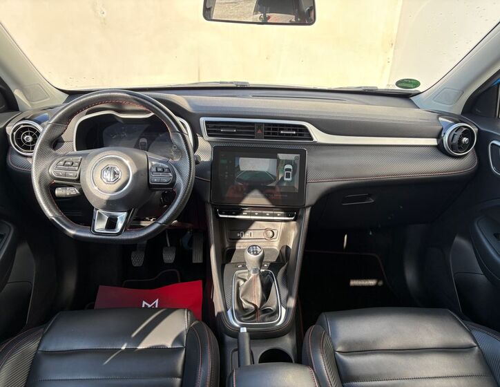MG ZS 5