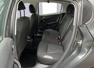 Peugeot 208 15