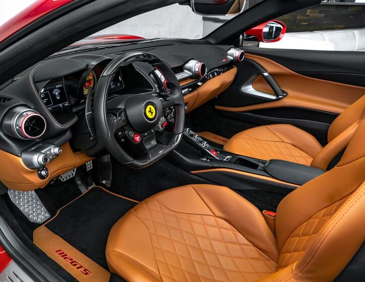 Ferrari 812 16