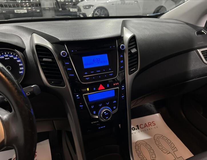 Hyundai i30 10