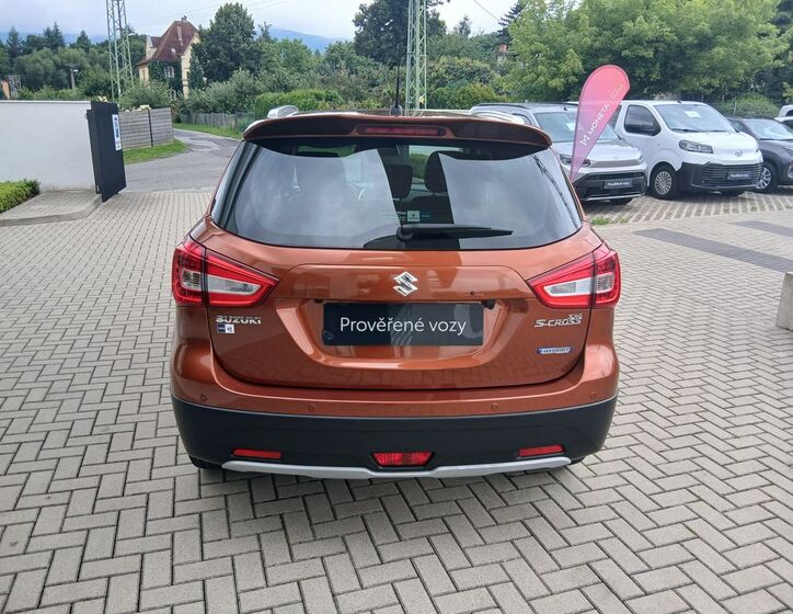 Suzuki SX4 S-Cross 5
