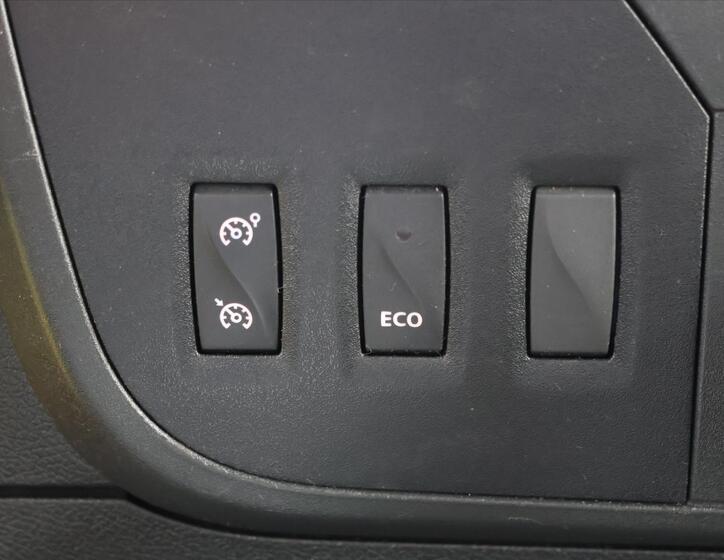 Renault Master 17