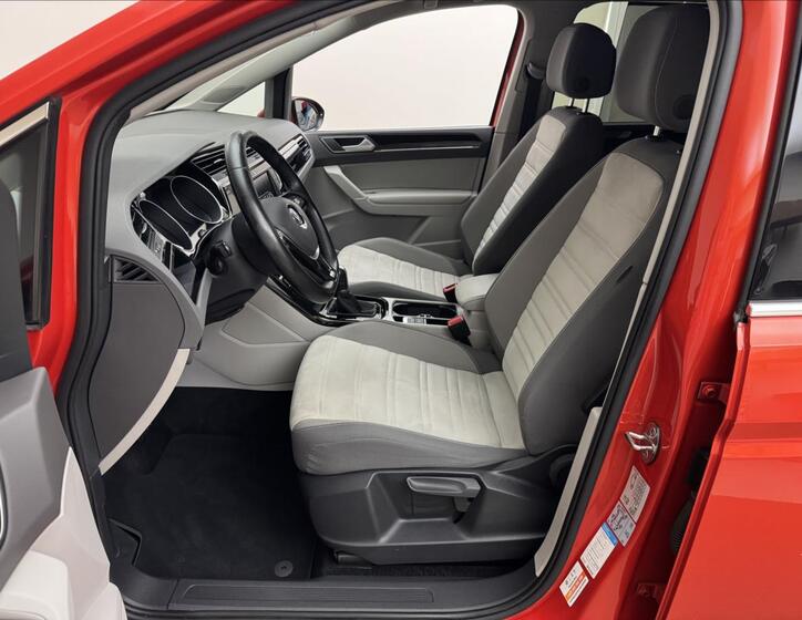 Volkswagen Touran 33