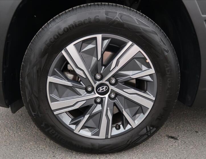 Hyundai Tucson 24
