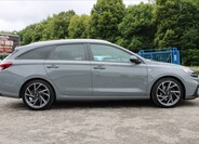 Hyundai i30 4