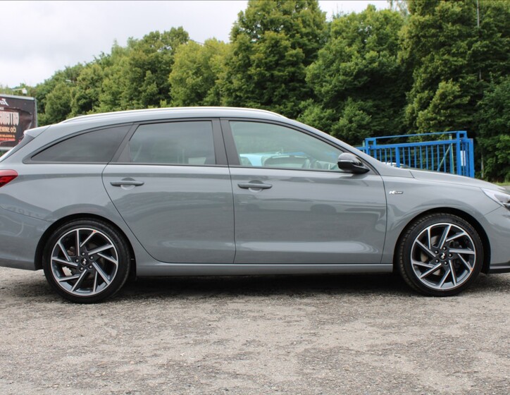 Hyundai i30 4