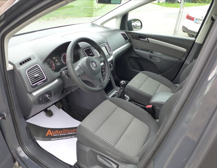 Volkswagen Sharan 16