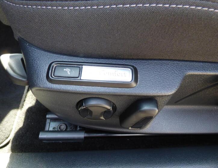 Volkswagen Passat 42