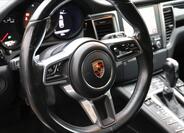 Porsche Macan 26