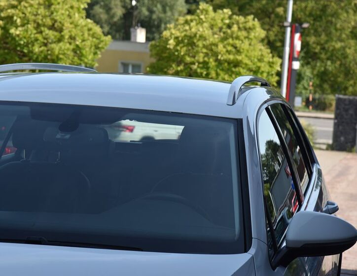 Volkswagen Golf 12