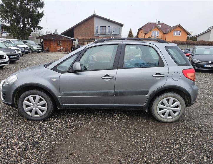 Suzuki SX4 3