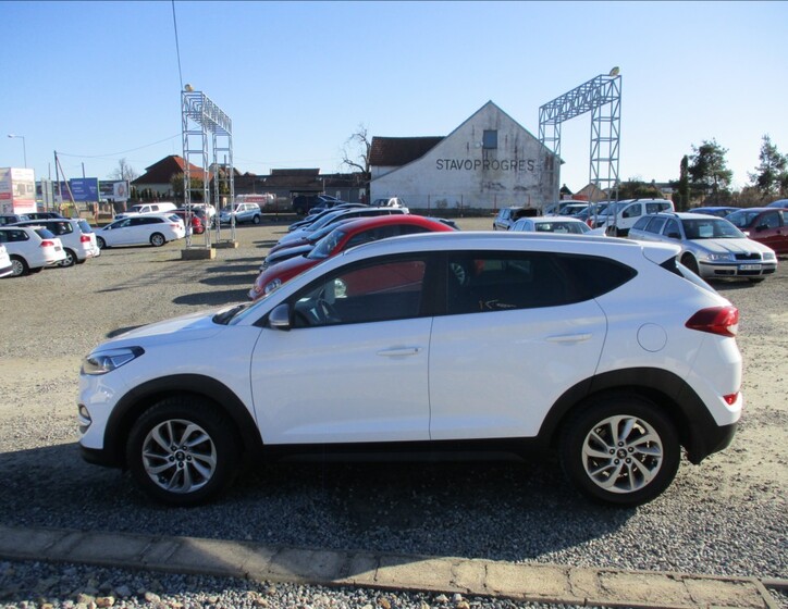 Hyundai Tucson 4