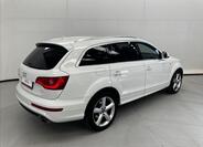 Audi Q7 2