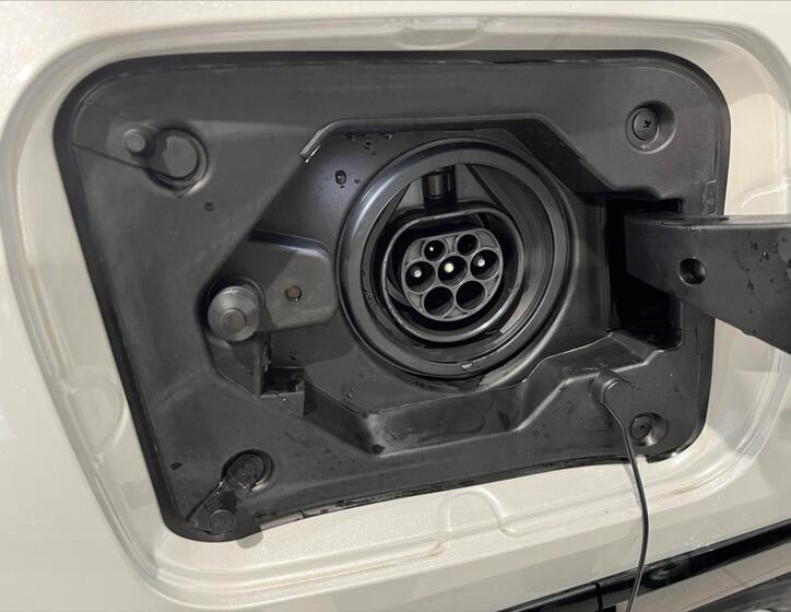 Toyota RAV4 8