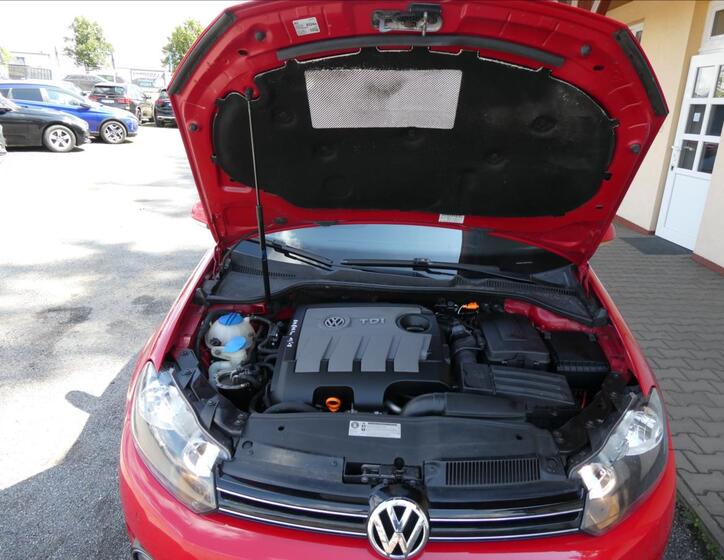 Volkswagen Golf 33
