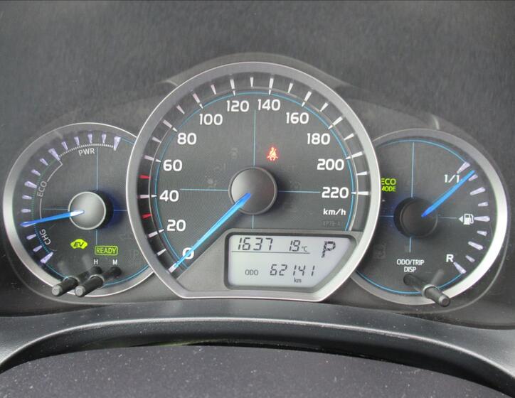 Toyota Yaris 15