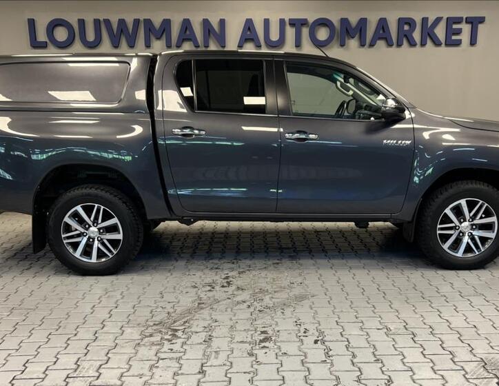 Toyota Hilux 17