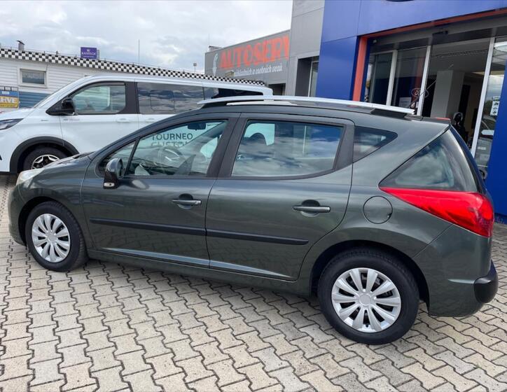 Peugeot 207 4