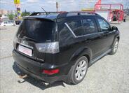 Mitsubishi Outlander 8