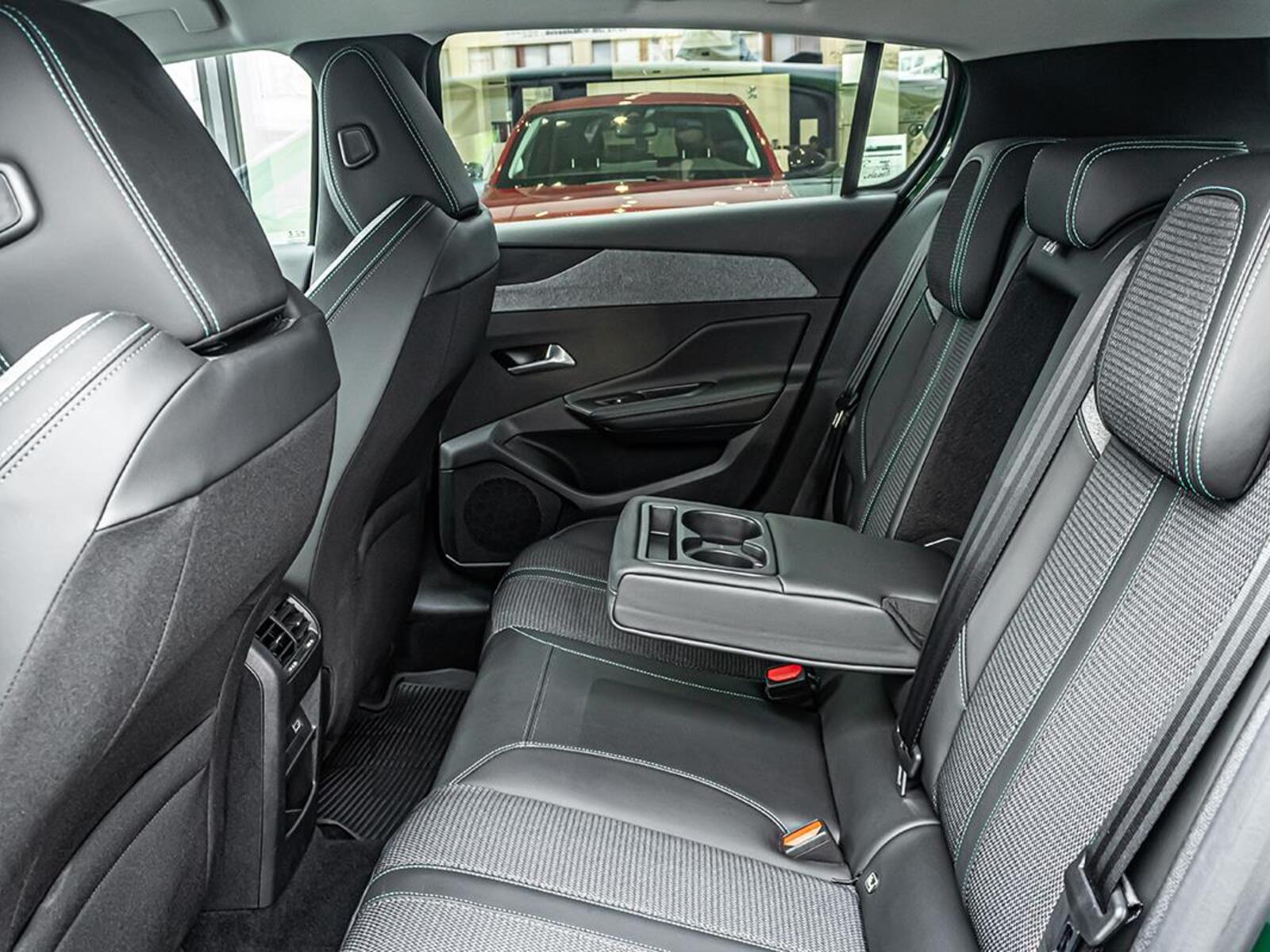 Peugeot 308 27