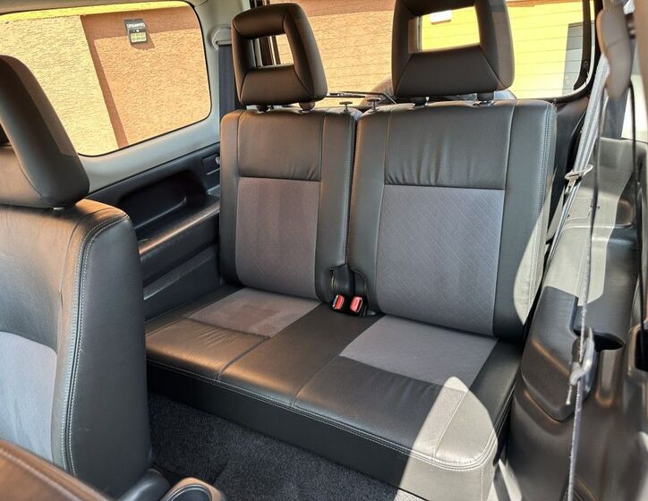 Suzuki Jimny 16