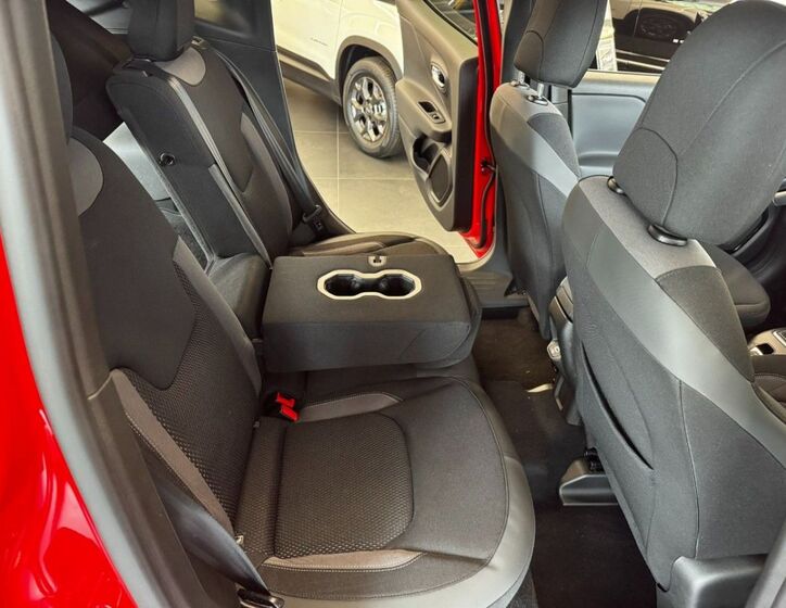 Jeep Renegade 10