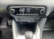 Toyota Yaris 26